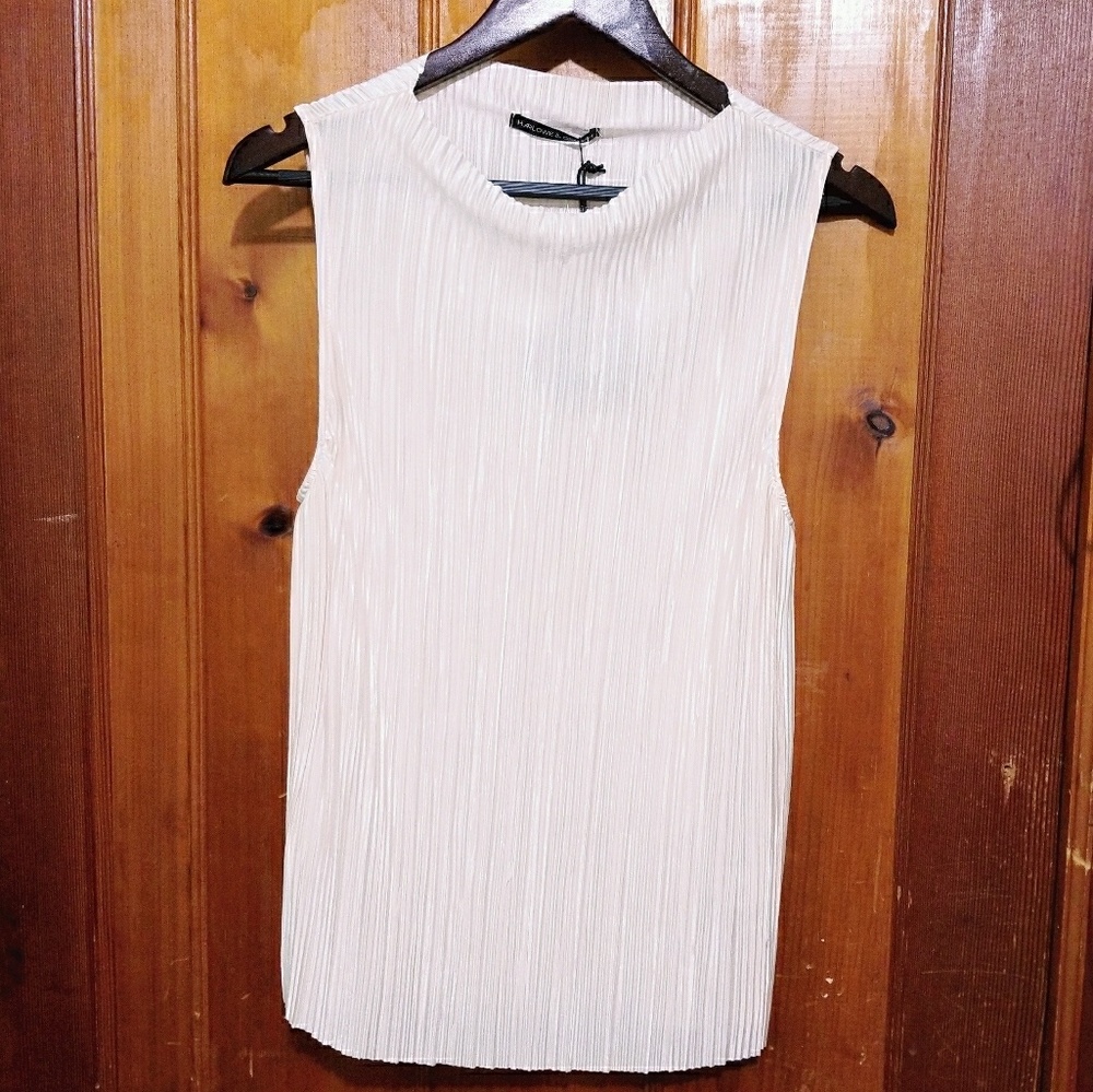 NWT Harlowe and Graham Champagne Tank